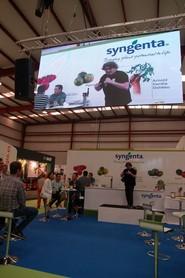 El monologuista almeriense Pepe Céspede amenizó la sobremesa en el stand de Syngenta.