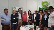 Nicolás Fernández (segundo por la derecha), gerente de Innovalclima, con unos amigos.