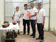 Equipo de HM Clause Ibérica con la sandía CLX3062F1