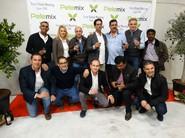Buena parte del equipo de Pelemix con el director general de Pelemix Israel, Rafael Emergui, a la cabeza.