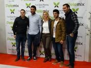 En el centro, Virginia Olivares, directora MKT y Ventas de Pelemix España.