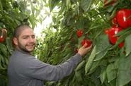 Este agricultor se quedó sorprendido por la calidad del fruto de Abraham.