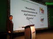 El doctor Domingo Martínez de la Universidad Miguerl Hernçández de Alicante presentó los resultados de los ensayos con los productos BASF.