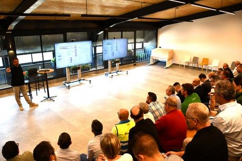 Almafrut celebra su primer día de jornadas para enseñar las últimas novedades a sus clientes