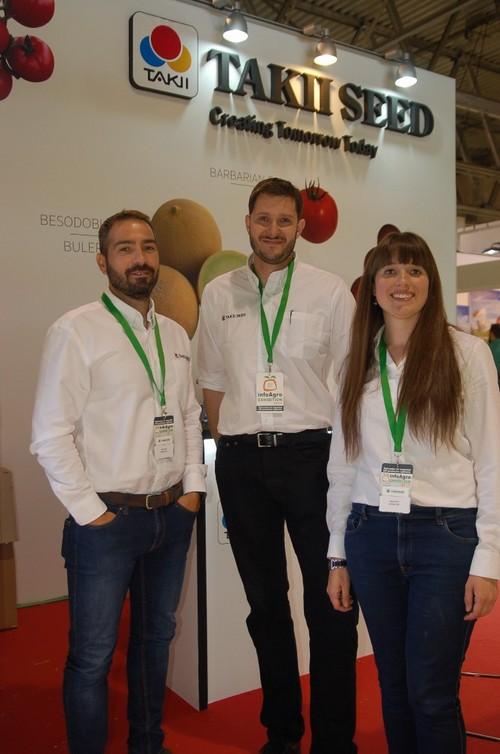 Equipo de Takii Seed preparado para ofrecer lo mejor de la empresa a los visitantes