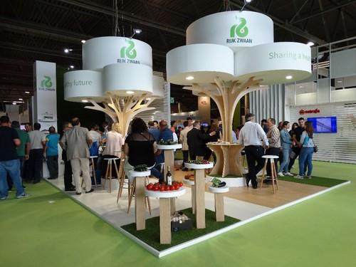 El stand de Rijk Zwaan, uno de los más concurridos de la primera planta del Palacio