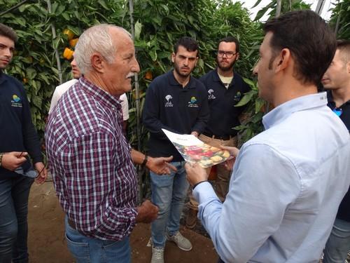 Estudiantes de la Escuela Familiar Agraria Campomar también acudieron.