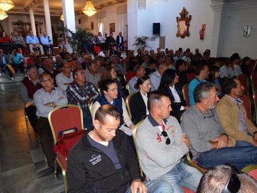 Parte del público asistente a la mesa redonda de clausura.