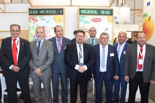 El consejero de Agricultura de la Junta de Andalucía en su visita a Berlín.
