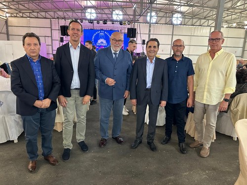 Solponiente celebra su tradicional comida junto a amigos y personalidades del sector
