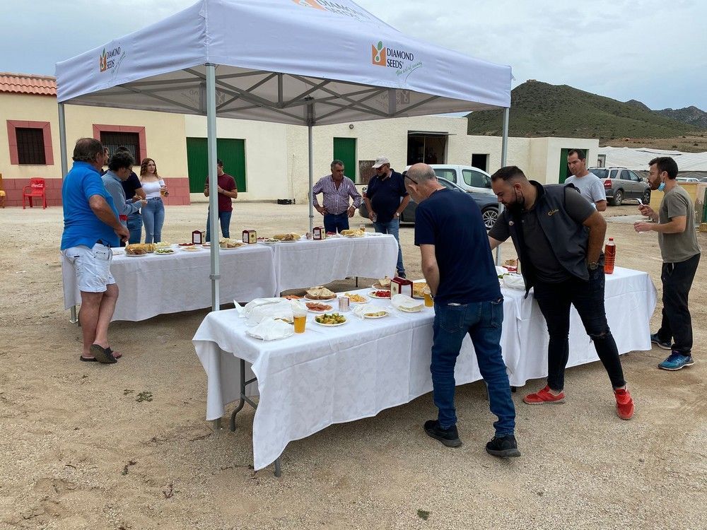 Diamond Seeds organiza una degustación de sus sandías Paladar y MI20 en el Levante almeriense