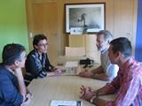 La delegada del Gobierno andaluz analiza la situación del sector hortofrutícola con los responsables de Coexphal