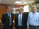 El delegado de Agricultura analiza con el alcalde de El Ejido la colaboración de la Junta para la mejora de los caminos rurales municipales