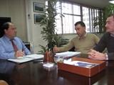 El delegado de Agricultura analiza con la comunidad Sol y Arena los proyectos de regadío