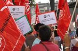 Los trabajadores del manipulado han protagonizado hoy la primera de varias concentraciones por un 'convenio digno'
