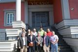 El embajador de Cuba en España visita Vícar interesado por su agricultura