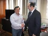 La SAT Costa de Níjar explica al delegado de Agricultura su plan estratégico de comercialización