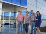 La Junta ofrece a Almendras de Almería los recursos para ampliar su presencia internacional y ahorrar energía