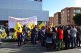 COAG Almería reparte cientos de hortalizas para denunciar el abuso de las cadenas y plataformas de distribución