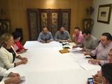 Carmen Ortiz emplaza a los productores a aunar esfuerzos con el fin de defender unos precios justos para los agricultores