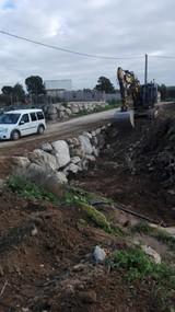 Níjar culmina con 10 empresas y 1.200 horas de trabajo los arreglos de caminos tras los temporales de diciembre