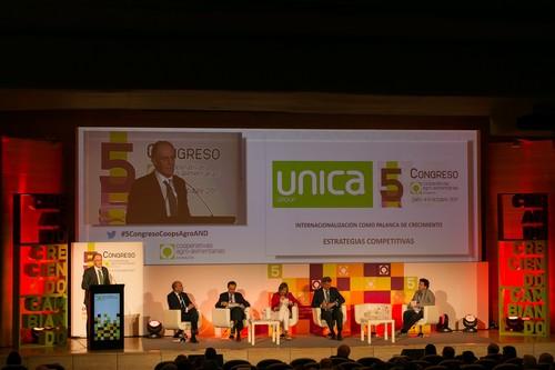Las cooperativas agroalimentarias abordan los retos del cambio climático, la integración y la internacionalización