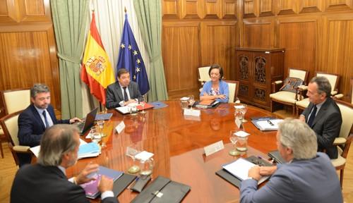 Luis Planas analiza con FEPEX la negociación de la Política Agrícola Común 2021-2027 y el Brexit