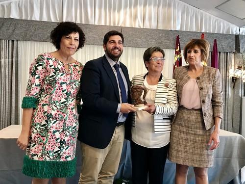 López Miras remarca su compromiso con la igualdad de oportunidades y ensalza el protagonismo de la mujer en el mundo rural