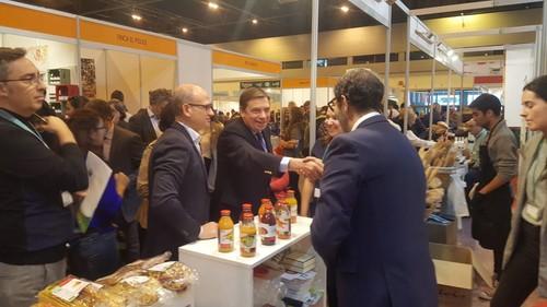 Planas considera una prioridad apoyar la producción ecológica e impulsar su consumo en España