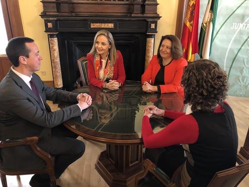 La consejera Carmen Crespo asiste al traspaso de competencias a la nueva delegada del Gobierno en Almería