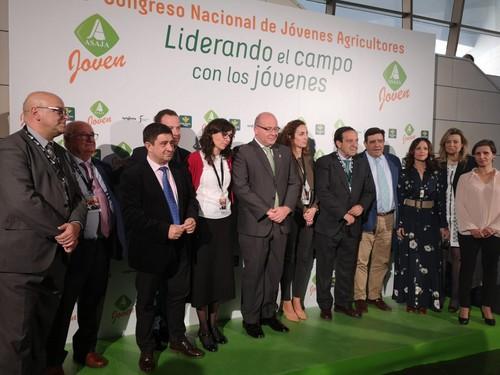 La Consejería de Agricultura apunta el relevo generacional como “indispensable” para asegurar la renta de quienes sostienen el medio rural