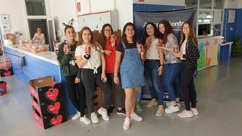 Los melones y las sandías de Grupo Agroponiente, protagonistas en un desayuno saludable del IES Luz de Mar de El Ejido