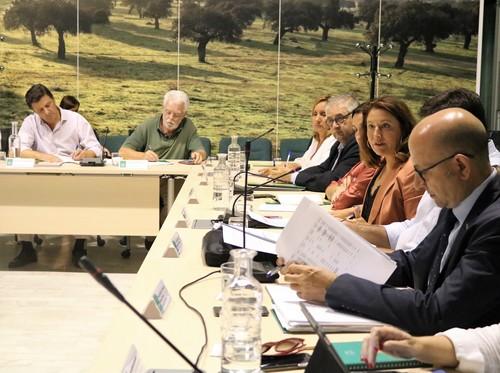 La Junta despliega una batería de medidas para proteger la agricultura y la ganadería de los efectos de la sequía