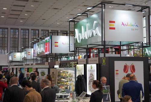 Casi medio centenar de empresas andaluzas hortofrutícolas presentarán su oferta en Fruit Logistica con Extenda