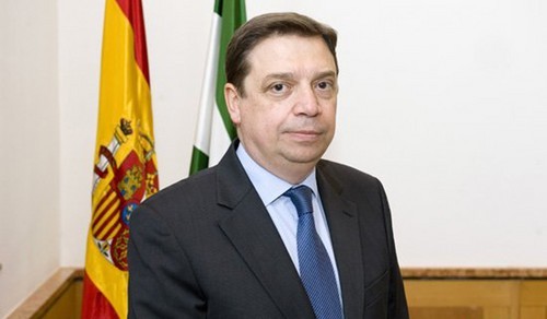  El ministro Planas valora la nueva propuesta para la UE que aumenta el presupuesto para la PAC 2021-2027