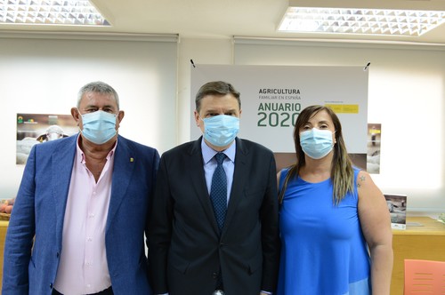 Luis Planas aboga por una PAC que apoye la agricultura familiar y profesional