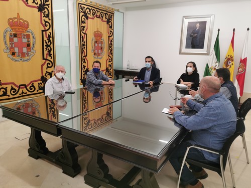 La Mesa del Agua apoya al Ayuntamiento de Almería en la ampliación de la producción de la desaladora de la capital