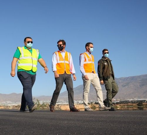 El Ayuntamiento de El Ejido invierte 200.000 euros en la pavimentación de nuevos caminos rurales que se traducirá en una importante mejora de su funcionalidad