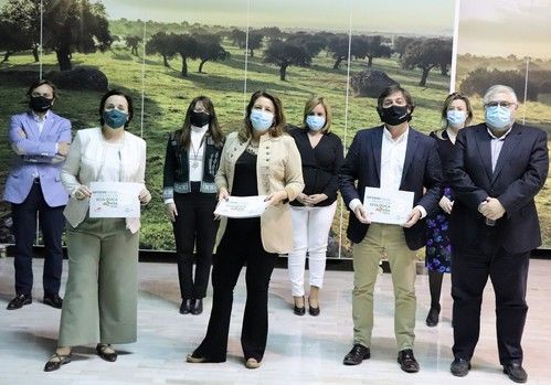 Carmen Crespo presenta a Ecovalia la nueva convocatoria de ayudas a la agricultura ecológica por 16,5 millones de euros