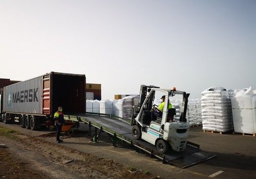 El tráfico portuario crece un 18,1% hasta marzo en Carboneras y Almería