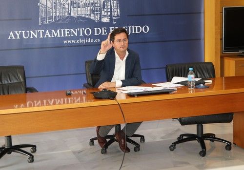 El Ejido insta al Gobierno a que solicite la revisión del Acuerdo de Asociación entre la UE y el Reino de Marruecos