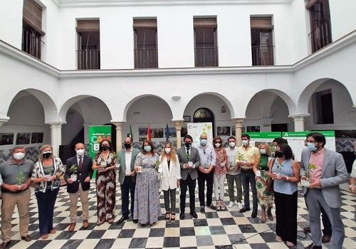 La consejera de Desarrollo Sostenible pide el apoyo de los grupos parlamentarios para aprobar la Ley de Economía Circular con el máximo consenso