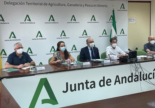 La Junta de Andalucía pone en valor el control biológico en el cultivo de cítricos