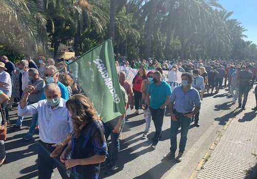 Organizaciones agrarias se manifiestan en Almería por la mala situación del sector hortofrutícola de la provincia