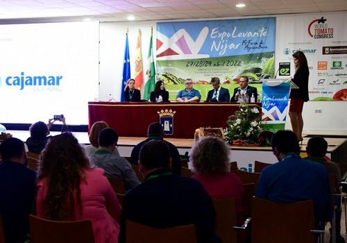 El sector acoge con gran entusiasmo el conocimiento científico-técnico emanado del World Tomato Congress