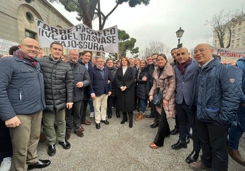 El PP de Almería con los regantes en la concentración de Madrid: “Exigimos al Gobierno que no recorte el trasvase Tajo-Segura”