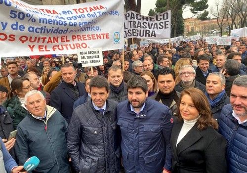 La Junta respalda a los regantes de Almería en Madrid y defiende el trasvase Tajo-Segura