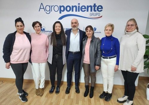 Agroponiente celebra el Día Internacional de la Mujer con una charla y un desayuno con profesionales