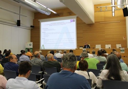 ASAJA y ECOHAL alertan del exceso de carga burocrática de las normativas del PEPAC para la agricultura intensiva