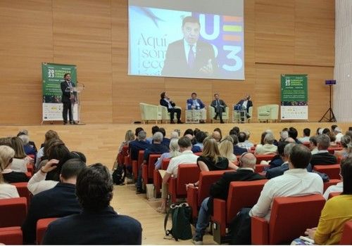 Planas destaca que la producción ecológica es clave para hacer frente al desafío del cambio climático